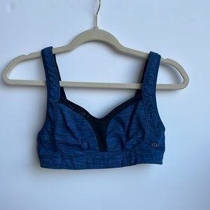 Lulu lemon XS sports bra